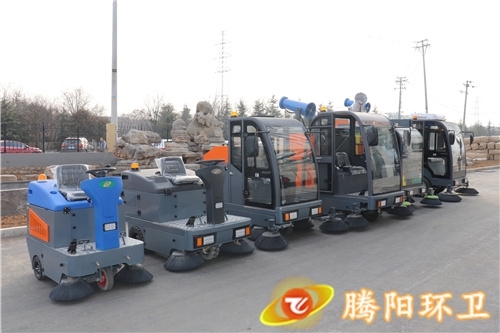 工業掃地機 vs 洗地機:如何根據