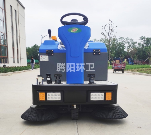 電動掃地車:讓環衛工作邁入高能新時代
