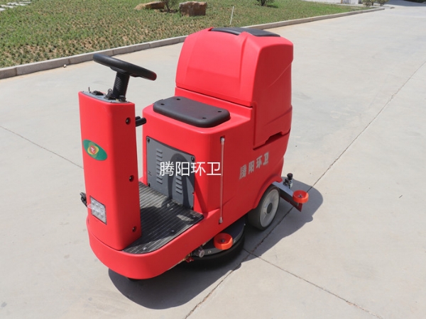 清潔能力:地面清潔的 “鋼鐵俠”,臟污無處